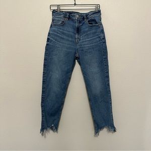 American eagle mom jeans medium wash chewed raw hem size 6 short womens